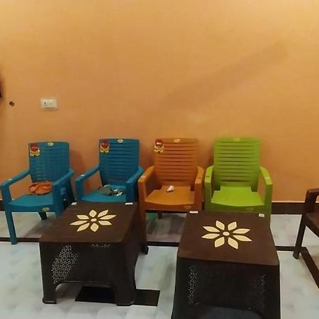 Hotel Aadi Shakti Bhawan Ayodhya Exteriér fotografie